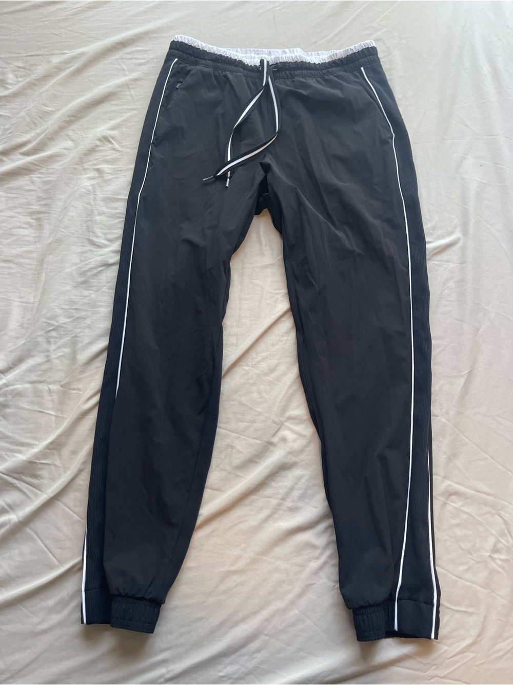 Athleta color blocked Brooklyn jogger